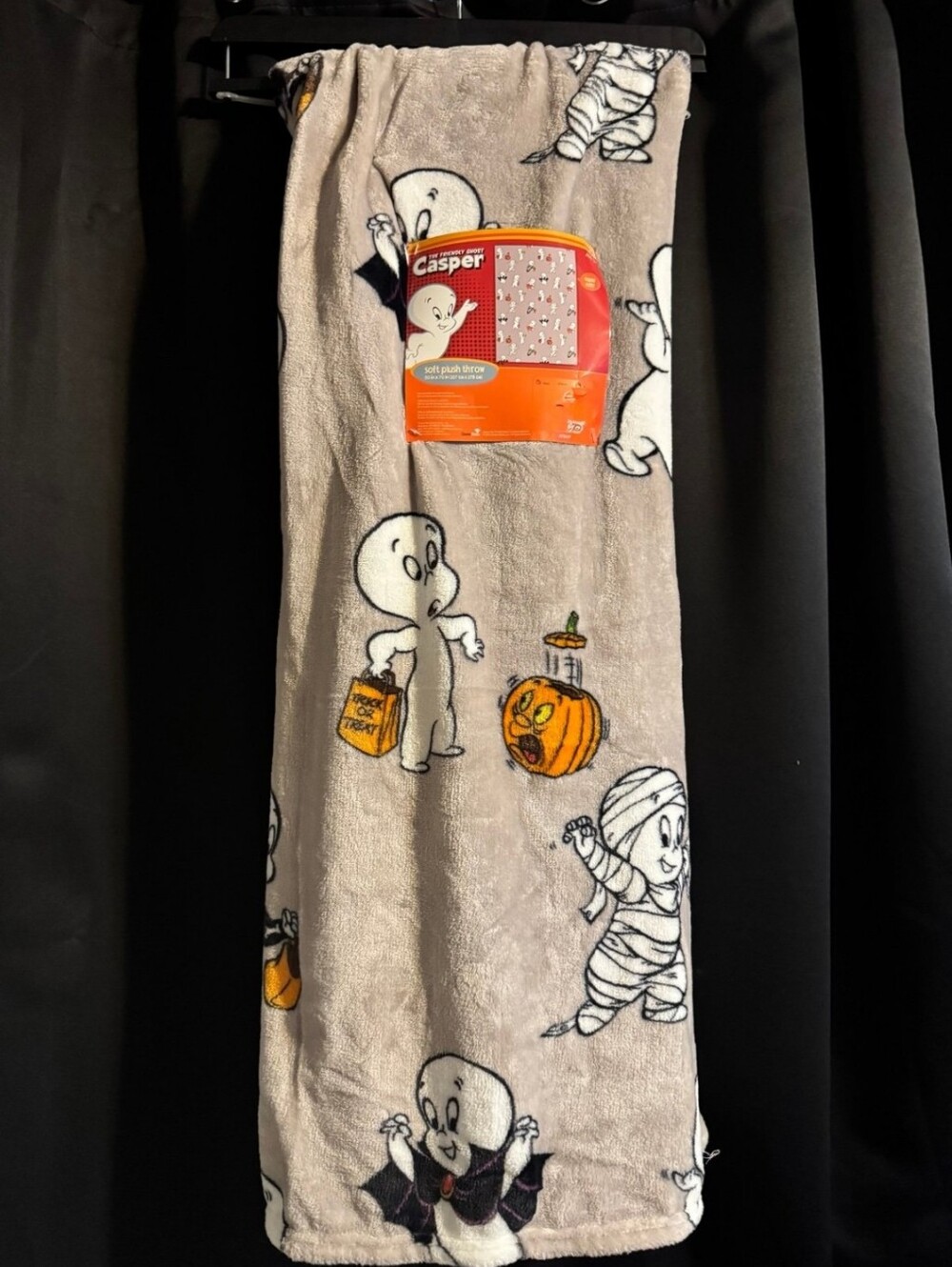 Casper Halloween Blanket 🎃